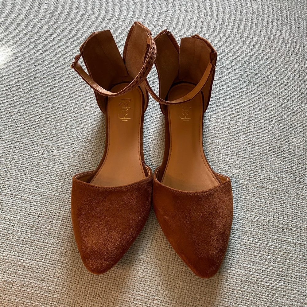 Refresh sandals